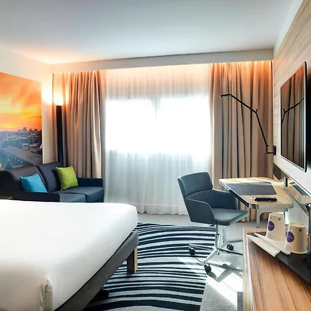 Novotel 14 Porte D'orleans Hotel