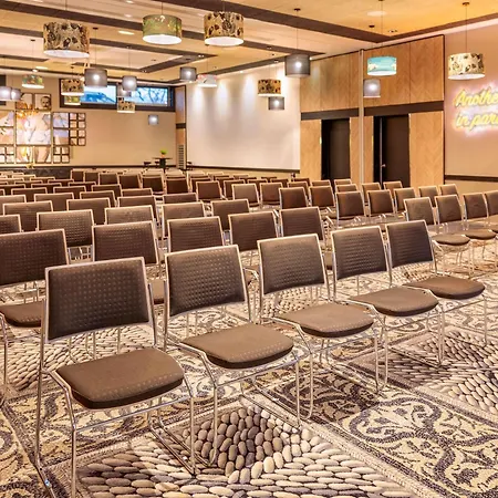 Novotel 14 Porte D'orleans Hotel