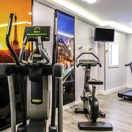 Hotel Novotel 14 Porte D'orleans 4*