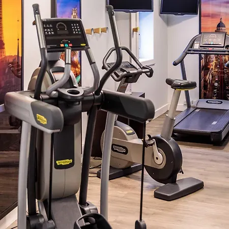 Novotel 14 Porte D'orleans 4*