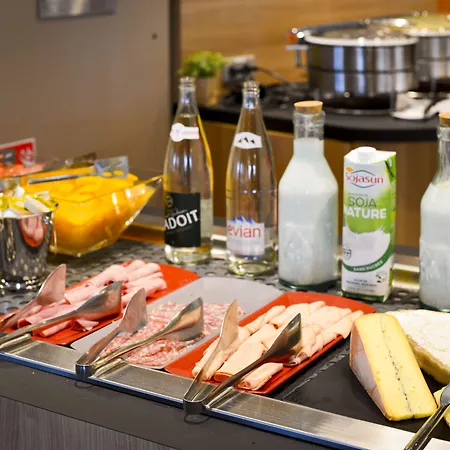 Novotel 14 Porte D'orleans 4*