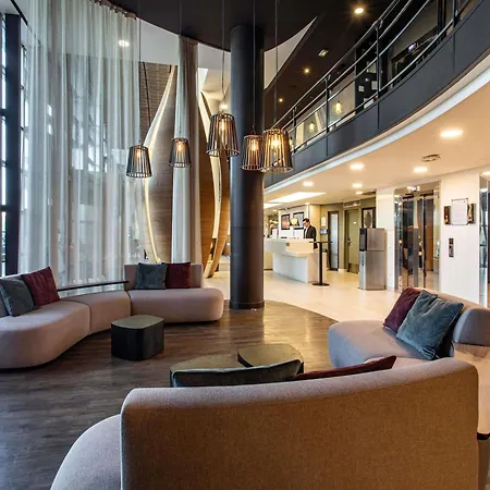 Novotel 14 Porte D'orleans Hotel 4*