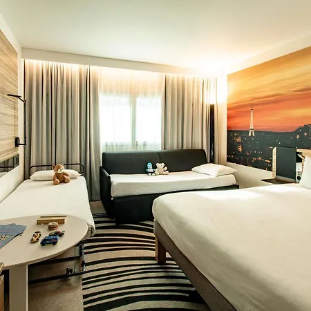 Novotel 14 Porte D'orleans Hotel