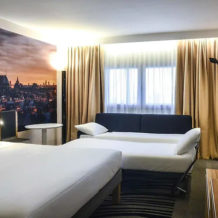 Novotel 14 Porte D'orleans 4*